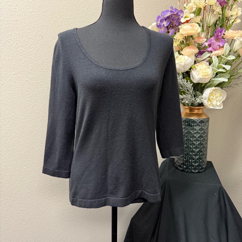 Express World Brand Stretch Black Knit Top Size L – Classic Scoop Neck 3/4 Sleev